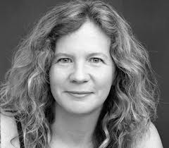 Post image for Third-person narrative distances reader